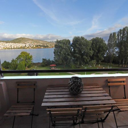 Swan Lake Front Apartment Kastoria Exteriör bild
